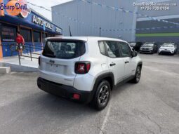 
										2015 Jeep Renegade Sport full									