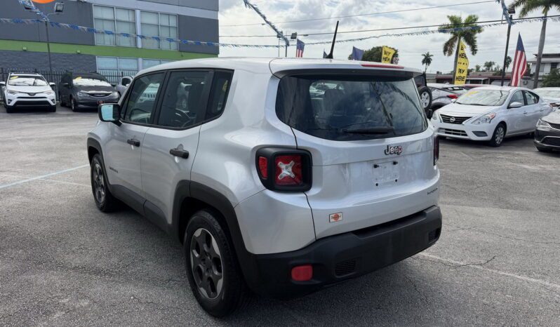 
								2015 Jeep Renegade Sport full									