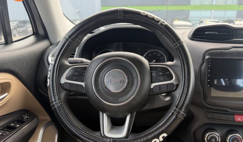 
								2015 Jeep Renegade Sport full									