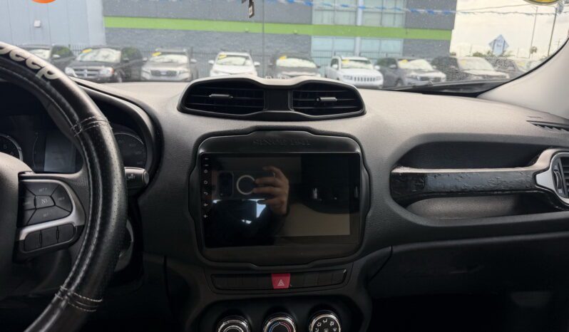 
								2015 Jeep Renegade Sport full									