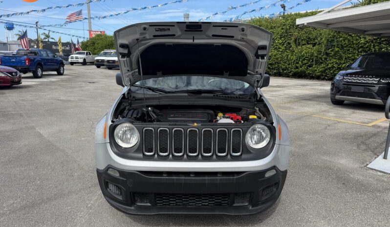 
								2015 Jeep Renegade Sport full									