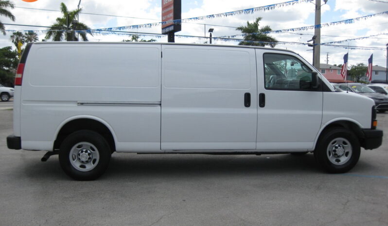 
								2014 Chevrolet Express Cargo Van 3500 155″ full									