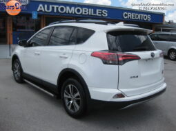 
										2017 Toyota RAV4 XLE full									