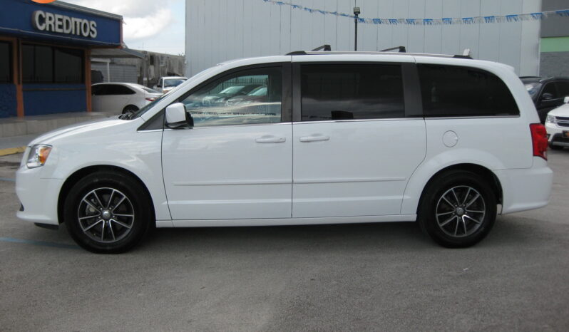 
								2017 Dodge Grand Caravan SXT Wagon full									