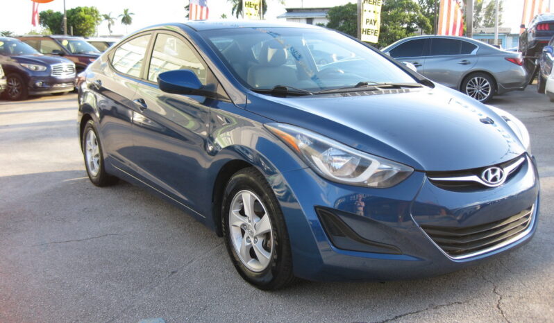 
								2015 Hyundai Elantra SE full									