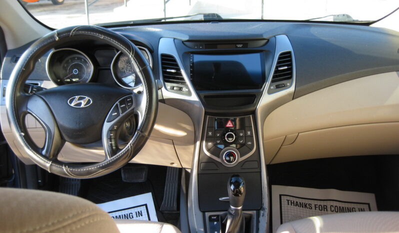 
								2015 Hyundai Elantra SE full									