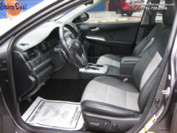 
										2014 Toyota Camry SE full									