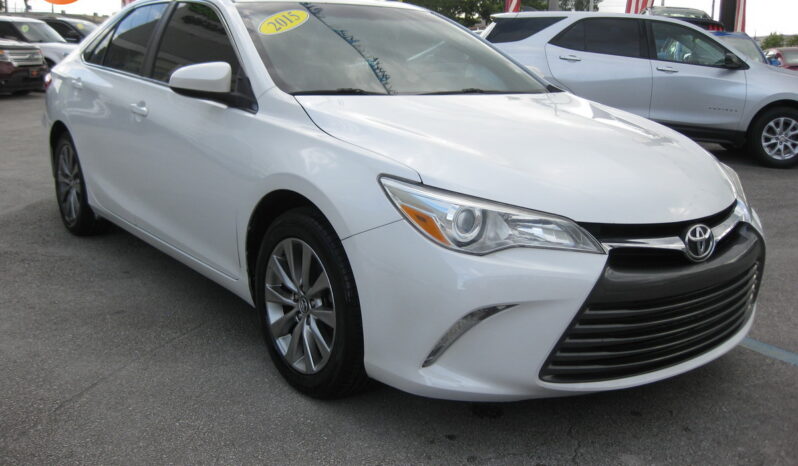 
								2015 Toyota Camry XLE full									