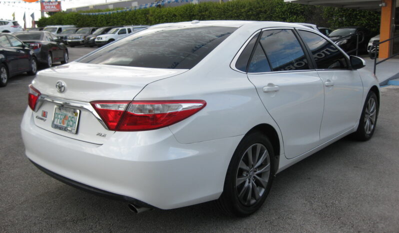 
								2015 Toyota Camry XLE full									