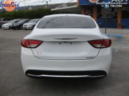 
										2016 Chrysler 200 Limited full									