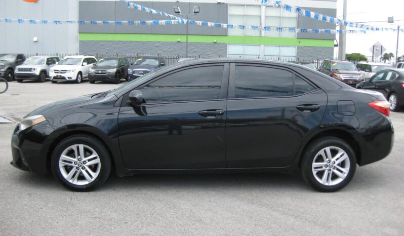 
								2015 Toyota Corolla LE full									