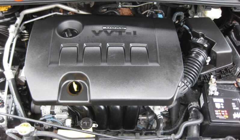 
								2015 Toyota Corolla LE full									