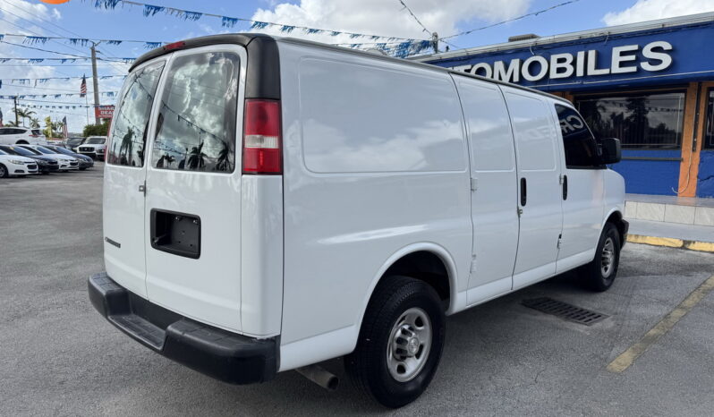 
								2018 Chevrolet Express Cargo Van 2500 135″ full									