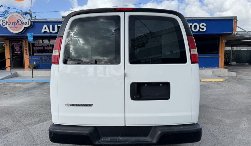 
								2018 Chevrolet Express Cargo Van 2500 135″ full									