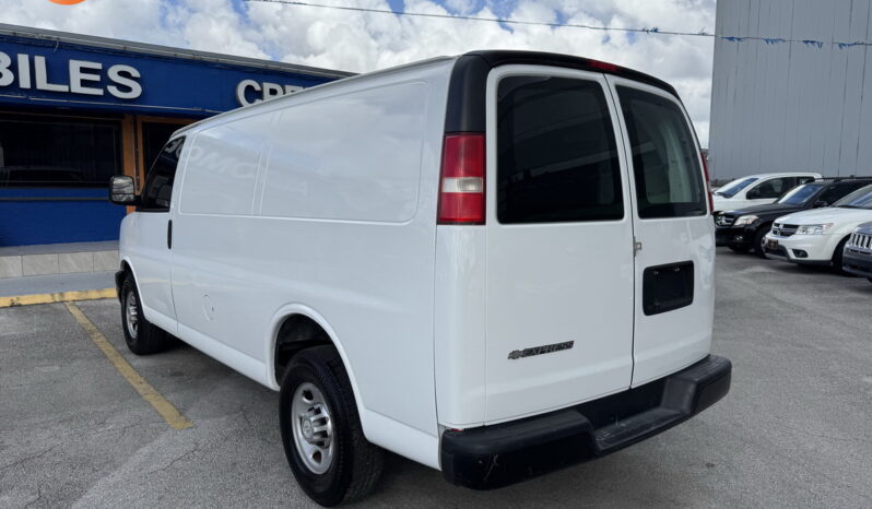 
								2018 Chevrolet Express Cargo Van 2500 135″ full									