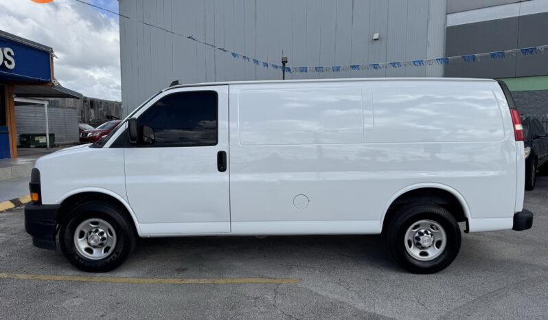 
								2018 Chevrolet Express Cargo Van 2500 135″ full									