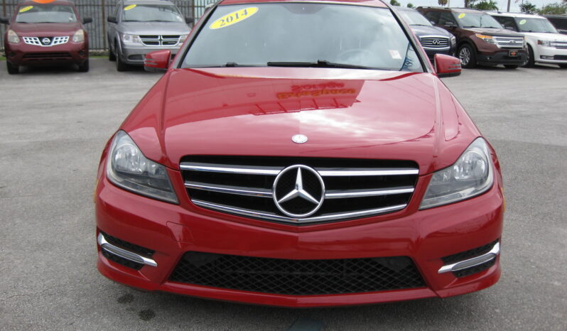 
								2014 Mercedes-Benz C-Class C 300 Sport 4MATIC full									