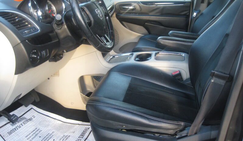 
								2018 Dodge Grand Caravan SXT full									