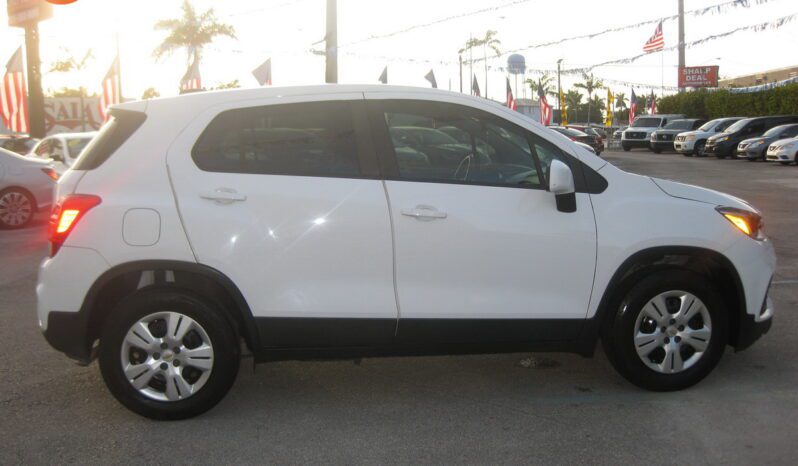 
								2019 Chevrolet Trax LS full									