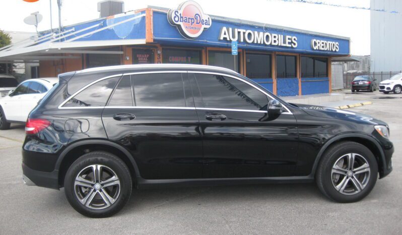 
								2016 Mercedes-Benz GLC 300 full									