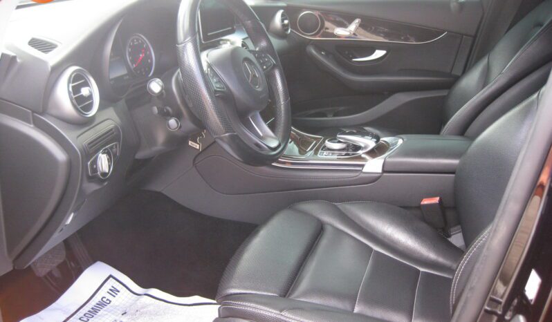 
								2016 Mercedes-Benz GLC 300 full									