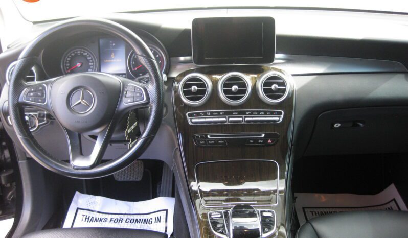 
								2016 Mercedes-Benz GLC 300 full									