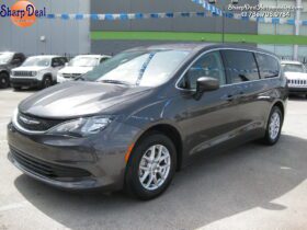 2020 Chrysler Voyager LX