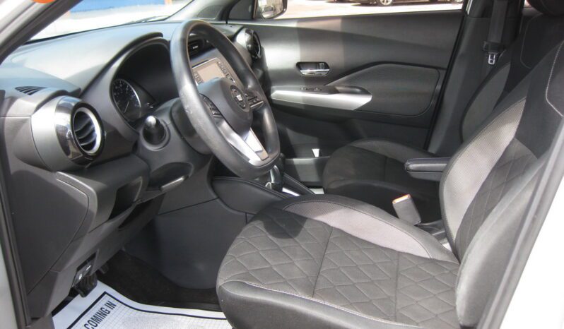 
								2020 Nissan Kicks SV full									