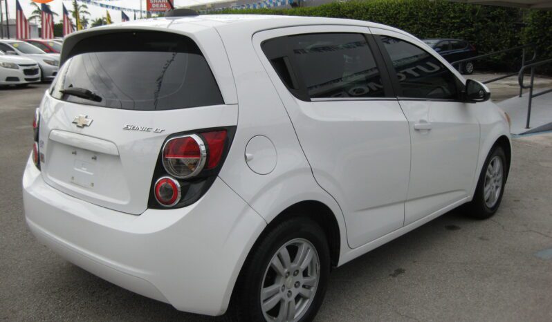 
								2016 Chevrolet Sonic LT Auto full									