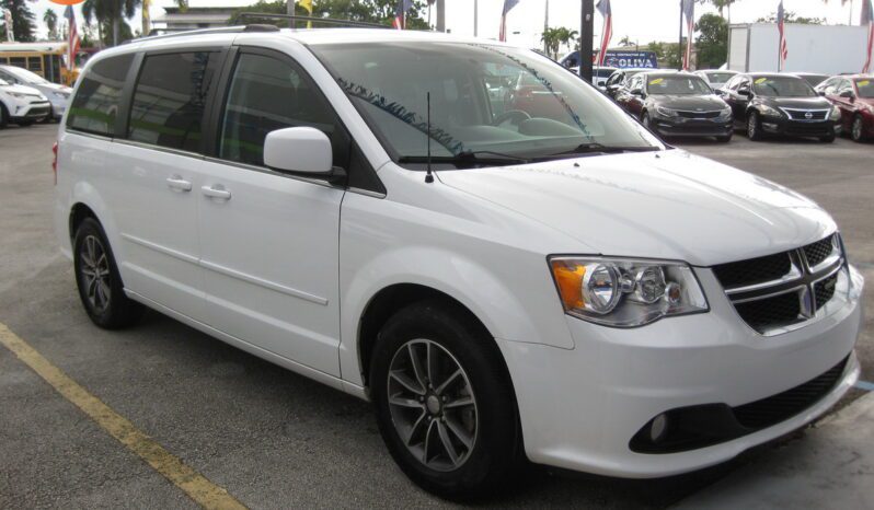 
								2017 Dodge Grand Caravan SXT full									