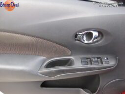 
										2015 Nissan Versa Note full									