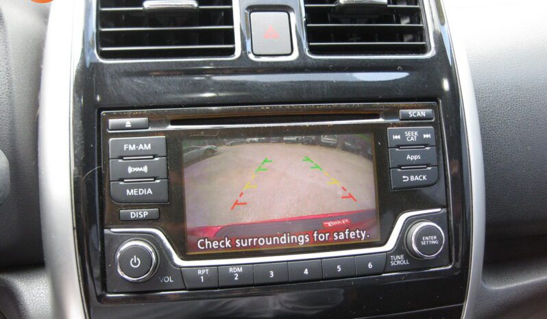 
								2015 Nissan Versa Note full									