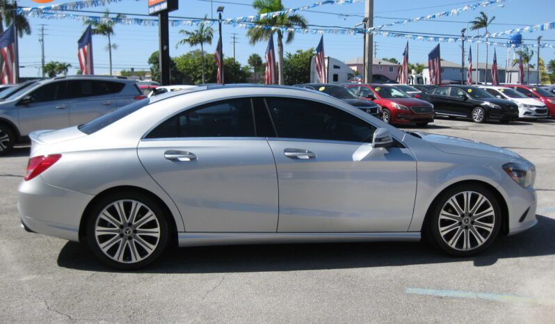 
								2018 Mercedes-Benz CLA 250 full									