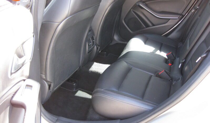 
								2018 Mercedes-Benz CLA 250 full									