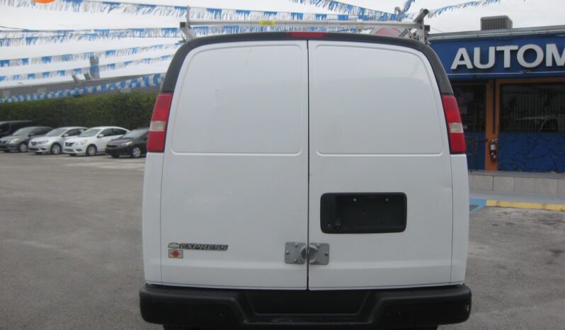 
								2018 Chevrolet Express 2500 full									