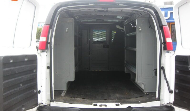 
								2018 Chevrolet Express 2500 full									