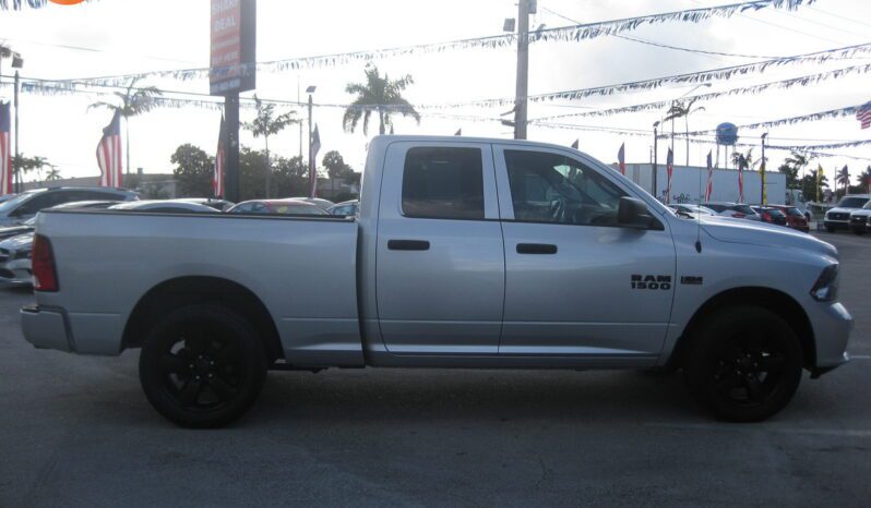 
								2018 Ram 1500 Express full									