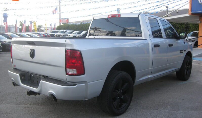 
								2018 Ram 1500 Express full									