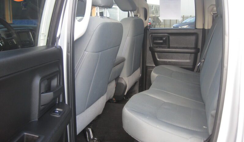 
								2018 Ram 1500 Express full									