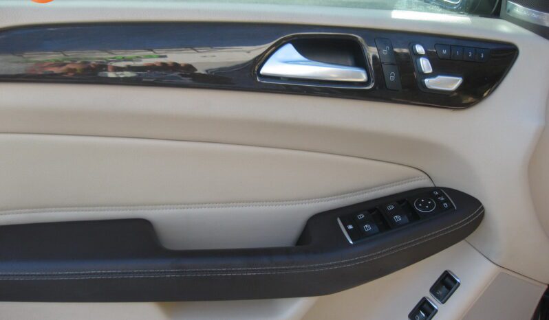 
								2017 Mercedes-Benz GLS 450 full									