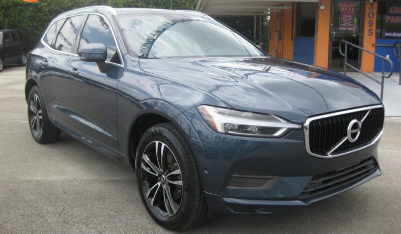 
								2019 Volvo XC60 T5 Momentum full									