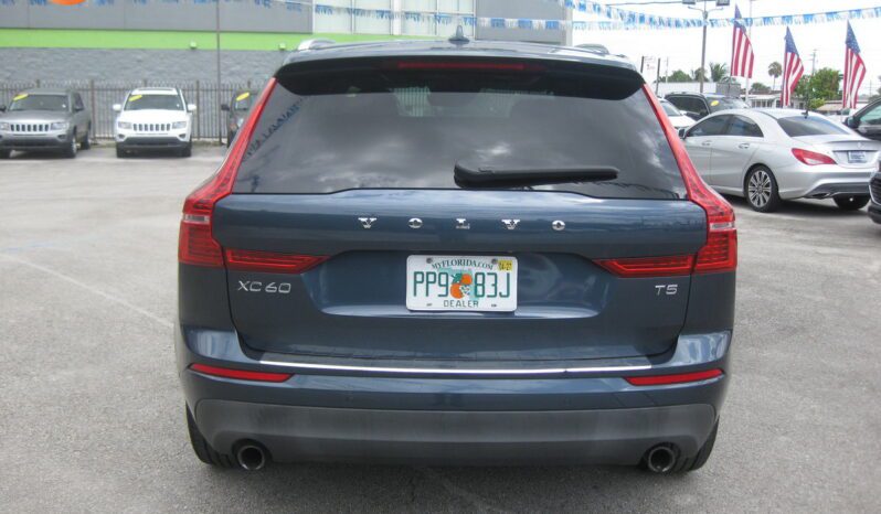 
								2019 Volvo XC60 T5 Momentum full									