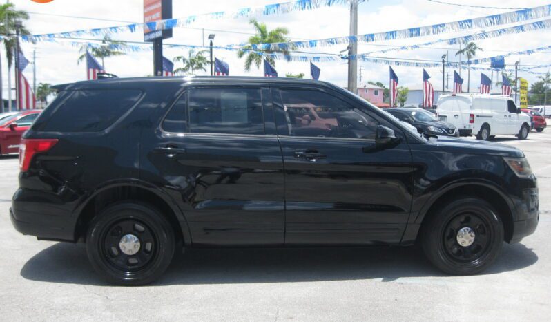 
								2019 Ford Explorer Police Interceptor full									