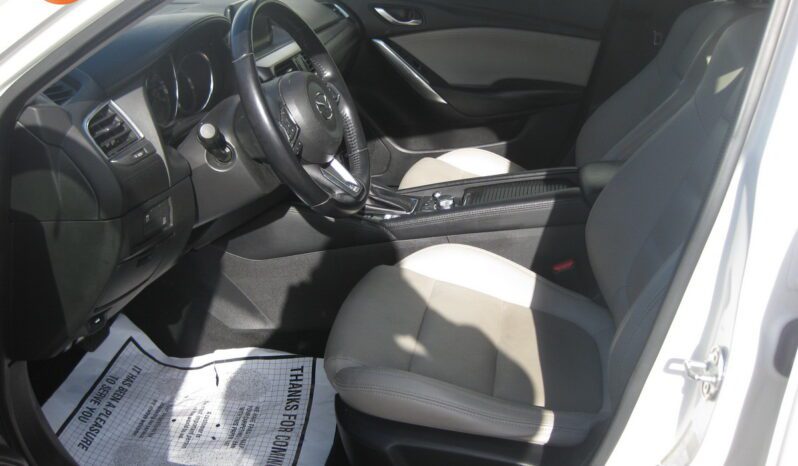 
								2017 Mazda Mazda6 Touring full									