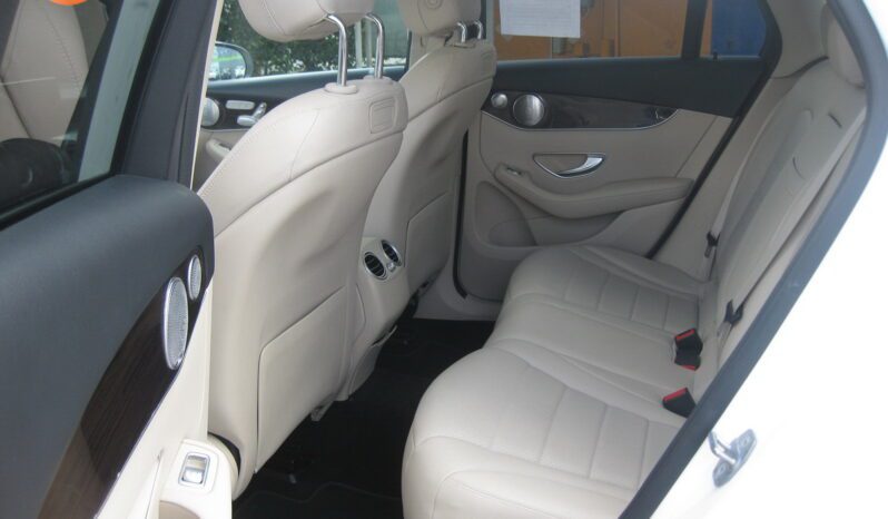 
								2019 Mercedes-Benz GLC 300 full									