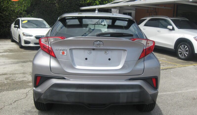 
								2019 Toyota C-HR LE full									