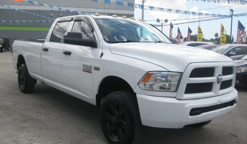 
								2017 Ram 2500 Tradesman full									