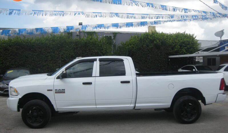 
								2017 Ram 2500 Tradesman full									