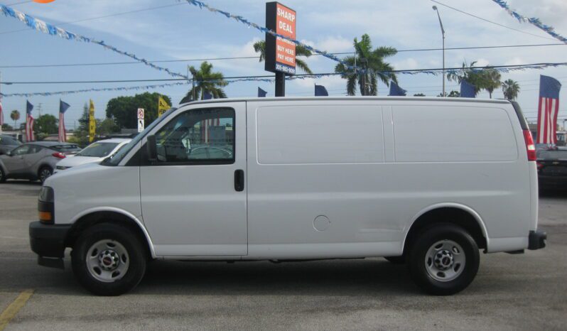 
								2020 GMC Savana 2500 full									