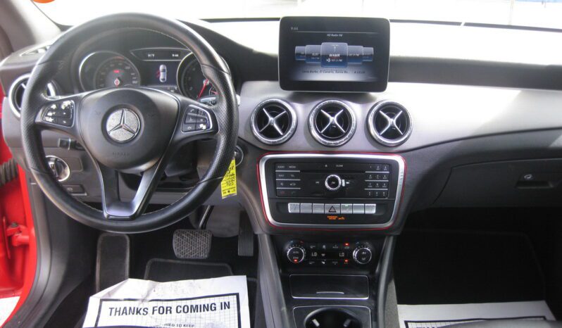 
								2018 Mercedes-Benz CLA 250 full									